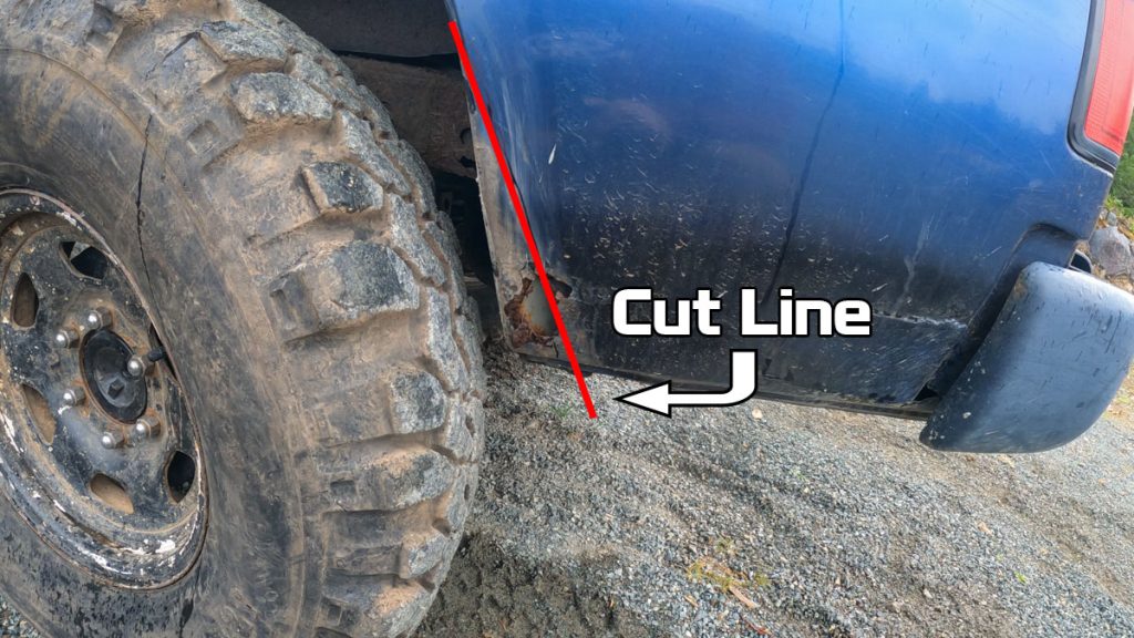 Rear fender cut line for clearing 34x10.5 tires on a stock WD21 Pathfinder