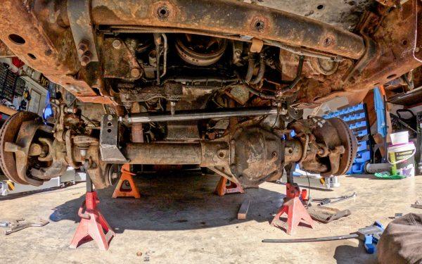 Chevy 2500 SAS Kit Panhard Bar